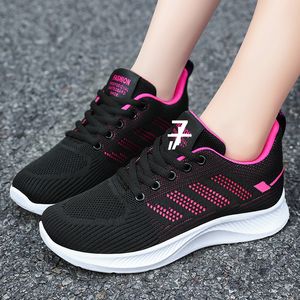 2024 Män kvinnor Athletic Shoes Sports Sneakers Black White Gai Mens Womens Outdoor Sports Running Trainers16912