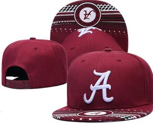 2024 All Team Fan's USA College Baseball Cappello regolabile Alabama Crimson Tide sul campo Mix Ordine Taglia Chiuso Flat Bill Base Ball Snapback Caps Bone Chapeau a4