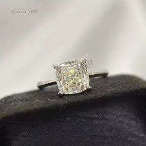 Anéis de jóias de designer Moda 925 Sterling Silver Mulheres Casamento Anel de Diamante Luxo Quatro Garra Dois Carat Quadrado Anel de Diamante Menina Amor Presente 7A Com Caixa