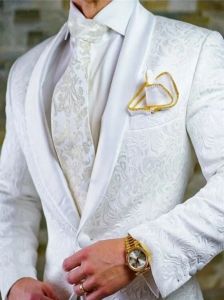 Garnitury 2023 Niestandardowy rozmiar Jacquard Groomsmen White Groom Tuxedos Shawl Lapel Men Suits Wedding Prom Best Man Blazer Kurtka z zestawem spodni