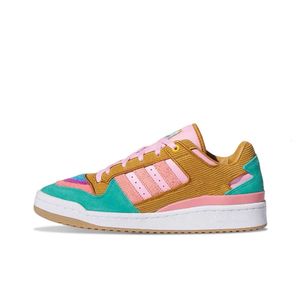 Co Marca Clássico Dos Desenhos Animados Basquete Estilo Board Shoes Rosa Marrom Homens e Mulheres Low Top Calçados Esportivos IE8467 Sapatos de Designer Sapatos Casuais