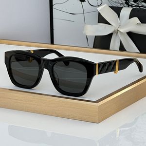 Unisex-Übergröße, Vollrahmen-Brille, faltbare Brille, CHA95073, klassische Marken-Designer-Sonnenbrille, modische, quadratische, mehrfarbige Brillengläser mit Box für Damen