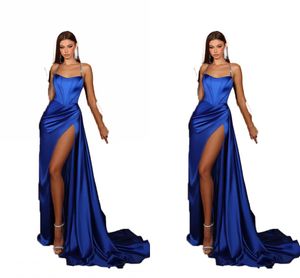 Simple Royal Blue Plus Size A Line Prom Dresses Long for Black Women Halter Neck High Side Split Floor Length Birthday Evening Party Pageant Special Occasion Gowns