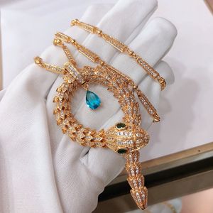 Ormhalsband hänge designer halsband för kvinna diamantguld pläterade 18k reproduktioner diamant klassisk stil premium gåvor med ruta 001