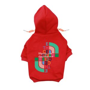 Designer cão vestuário marca roupas de cão velo cão hoodie camisola quente com chapéu para cães pequenos pet moda moletom com carta clássica animais de estimação casaco de inverno macio vermelho l y21