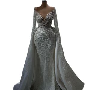 2024 Luxury Mermaid Wedding Dresses Brudklänningar Overskirts V Neck illusion Långärmar Full spetsapplikationer Kristallpärlor plus storlek afrikansk löstagbar tåg