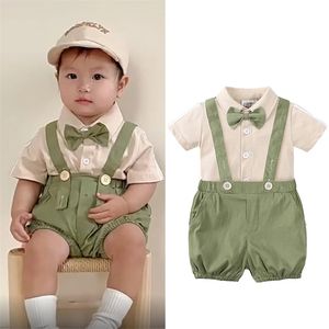 Bebê menino roupas de verão cavalheiro ternos aniversário nascido vestido festa algodão macio sólido rmper cinto calças infantil criança conjunto 240226