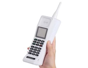 Lüks Big Retro Cep Telefonu 4500mAh Pil Güç Bankası Kilidi Açılmış Cep Telefonu Çift SIM Hoparlör FM Radyo MP3 Fildight Cell Pho6149646
