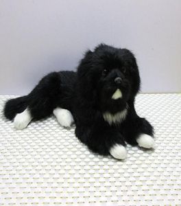 Dorimytrader simpatico mini animale realistico cane nero peluche cani realistici decorazione per auto regalo per bambini 2 modelli DY800065703020
