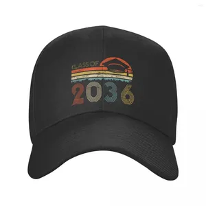 Berets Class of 2036 Grow with Me Pre K Graduate Vintage Casquette Polyester Cap Retro Cute Wind dla dorosłych Odpowiedni codzienny prezent