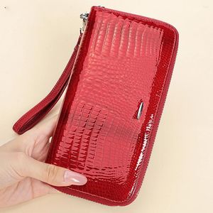 Wallets Large Capacity Woman Clutch Bag With Wristlet Genuine Leather Female Evening Purse Phone Pouch Fashion Lady Long