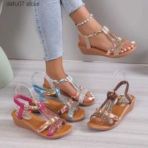 Sandalet Kadın Kama Sandalet Yaz Bohemia Rhinestones Sıradan Platform Sandalet Kadın Peep Toe Açık Plaj Ayakkabıları H2431