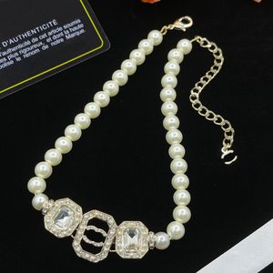 High-grade Pearl Chains Diamond Necklaces Designer Jewelry 18k Gold Plated Copper Choker Brand Letter Pendants Necklace Women Fashion Jewellery