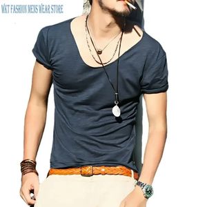 T-shirt estiva Abbigliamento uomo T-shirt Profondo scollo a V Taglio basso Scollo grande Manica corta Allentato Grande Casual Sottile Colletto largo Uomo Cotone 240227