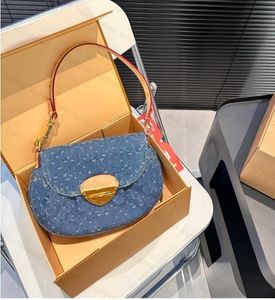 Designer denim handväskor förföljer stor kapacitet shoppingväska kvinnor totes reser nya mode axelväskor crossbody canvas sac