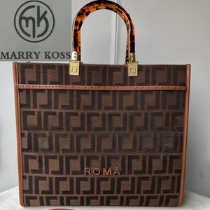 Stor kapacitet tote shopping väska solsken väskor vintage axel handväska purses kvinnor läder gyllene bokstav huvudet porträtt dekoration gifta koss mk designer lyx