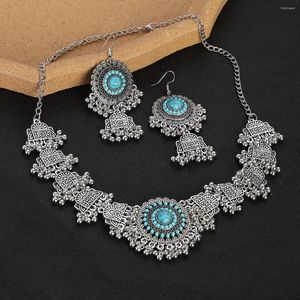 Halskette Ohrringe Set Boho Vintage blaue Perlen Türkise Braut versilbert geometrische Schnitzerei Frauen Jubiläumsgeschenke