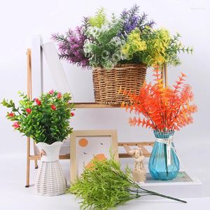 Dekorative Blumen 1PCS Künstliche Pflanzen Eukalyptus Gras Plastik Grüne Blätter Gefälschte Blumenpflanze Hochzeit Hausgarten Dekorationstisch