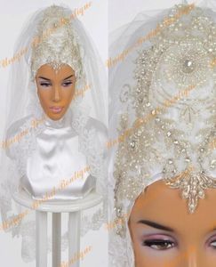 2016 Beautiful Muslim Bridal Veils with Many Beading and Pearls Real Pos Bling Bling Muslim Brides Hijab with Lace Appliqued Ed4449611