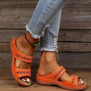 Chinelos novas sandálias de verão das mulheres grandes simples bordados sandálias ocas respirável chinelos femininos t240301