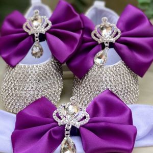 Уличные куклы для маленьких девочек, блестящие туфли на заказ для крещения с фиолетовым бантом и короной, стразами, хрустальными камнями и повязкой на голову, подарок на крестины