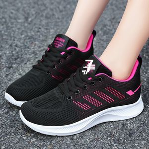 2024 Män kvinnor Athletic Shoes Sports Sneakers Black White Mens Gai Womens Outdoor Sports Running Trainers-916451