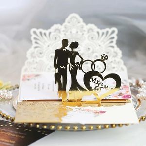 2550PCSレーザーカット花嫁と花groom結婚式の招待状カード3Dトライフォールドダイヤモンドリンググリーティングカードウェディングパーティーから