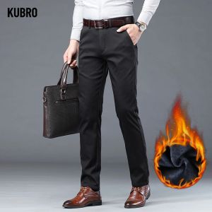 Pantaloni KUBRO uomo di marca autunno inverno pile fluff addensare pantaloni casual caldi uomo business pantaloni di cotone spesso elastici dritti maschio