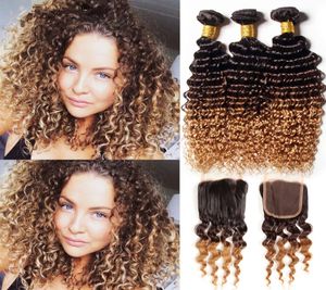 1B 4 27 Honey Blonde Malaysian Ombre Deep Curly Wave Weaves med stängning 4st Lot Three Tone 3 Bunds med ombre spetsstängning7505469