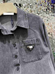 女性用ジャケットジャケット秋のデニムシャツデザイナーセーター240301