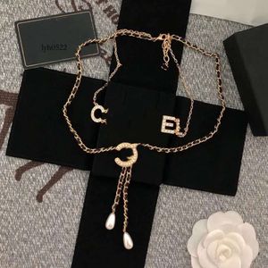 chanelllies cclies канал chanelness Женское дизайнерское ожерелье колье из латуни, меди, золота, ожерелья с буквой C, подвеска, двухслойная