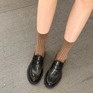 Scarpe casual Progettista di marca Chaussures per il tempo libero Femme Punta rotonda Piattaforma Zapatos Mujer Tacchi grossi Donne solide Accoglienti Mocassini sexy da cucire