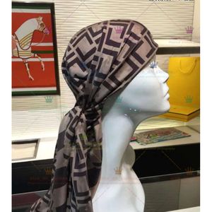 22 1Style Silk Scarf Head Scarfs for Women Winter Scarf High End Classic Letter Pattern Designer Shawl Scarves 70-90cm 449を超える柔らかいタッチの簡単な柔らかいタッチ