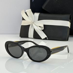 Cha71577 Nowy trend klasyczny projektant marki okulary przeciwsłoneczne dla kobiet Y2K Słońce okulary modne Owal