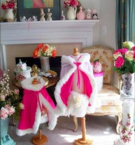 Farbe zugestimmt warme Winter Blumenmädchen Cape Mantel Pelz Mini Wrap für kleine Mädchen Blumenmädchen Kinder Oberbekleidung Mäntel9544522