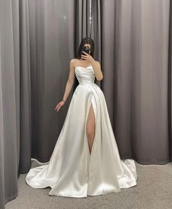 Simple Bohemian Elegant Plus Size A Line Wedding Dresses Women Sweetheart Satin Front Split Sweep Train Bridal Gown Second Reception Dress for Weddding Custom