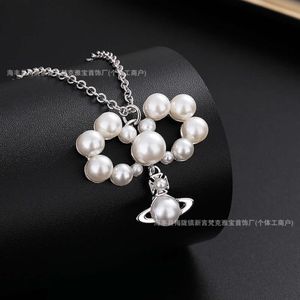 Designer Viviennes Westwoods jewelry Empress Dowager Vivienne of the West Pearl Bow Saturn Necklace a Female Niche Design That Is Versatile and Ex