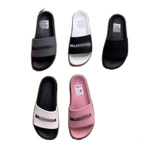 Designer Slippers Men And Women Paris Luxury Fashion Top Quality Letter Slippers Versatile One Word Beach Slippers Couple Slippers For Men And Women