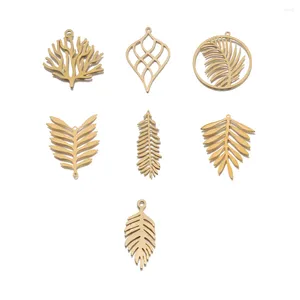 Pendant Necklaces 6pcs Raw Brass Large Filigree Tree Leaf Feather Round Charms For Diy Necklace Jewelry Making Accessories