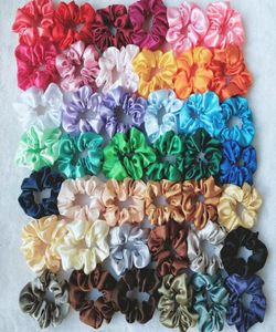 Ucuz Mix 42 Bebek Düz Renk Saten Saç Scrunchies Saç Bantları Saç Band Çocuklar Halk Alacak kuyruğu Halat Headdress Kids Saç Accessorie7256811