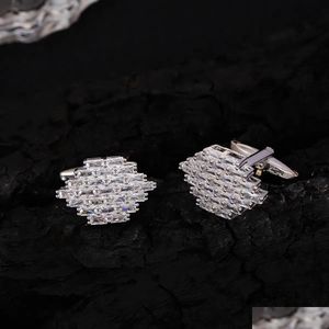 Manschettenknöpfe Die Rhombus-Manschettenknöpfe mit Diamanteinlage sind ein einzigartiges Accessoire, um den edlen Charakter und den exquisiten Geschmack eines Mannes zu präsentieren. Drop Del Dh8Lx