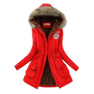 Giubbotti Cappotto invernale Donna Anguria Rossa Aggiungi pelliccia di agnello Cappotti di cotone spesso 2023 Primavera Nuovo Parka con cappuccio e coulisse Giubbotti Feminina