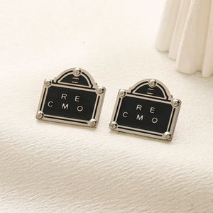 20 Style Luxury Brand 18k Gold Plated Designer Letter Stud örhängen Kvinnor smycken Tillbehör Fashion Party Wedding Loves Presents