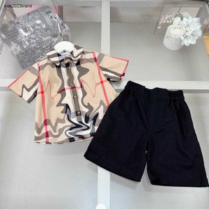 Ny baby T-skjorta Set Child Tracksuits Storlek 110-160 Barn Designerkläder Singel Breasted Boys Short Hleid Shirt and Shorts 24Feb20