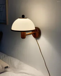 Lampade da parete Moderna Retro Vetro Decorazioni per la casa Illuminazione Camera da letto nordica Comodino Soggiorno Portico Corridoio Scala Luci del corridoio