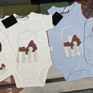 Classici Scioppi di salto neonati Designer abiti da bambino dimensioni 59-90 tasca da tasca da tasca da baby cotone per neonati e sciarpa 24feb20