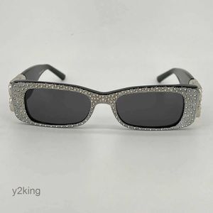 Occhiali da sole per donna Uomo Metallo b Retro 0096 Designer Diamond Style Eyewear Anti-ultravioletto Full Frame con scatola 0096s 5a Q1DF