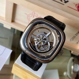 SV factory high-quality watch S2-01 watch sapphire glass mirror cowhide strap 316 fine steel case 8215 mechanical movement 47MM