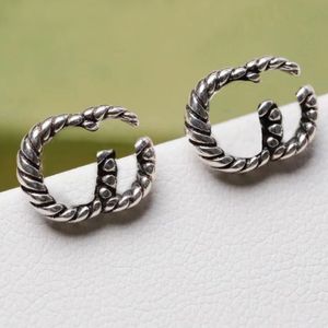 Marca de luxo Stud Designer Brincos Carta Studs Jóias para Voguish Mulheres 925 Brinco de Cobre Banhado a Prata Dia dos Namorados Presentes de Festa de Casamento Estilo Retro