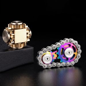 Bike Chain Metal Fidget Spinner 9 Gear Linkage Hand Spiner Magnet Slider Stress Relief Toys For Adults EDC roliga gåvor 240228